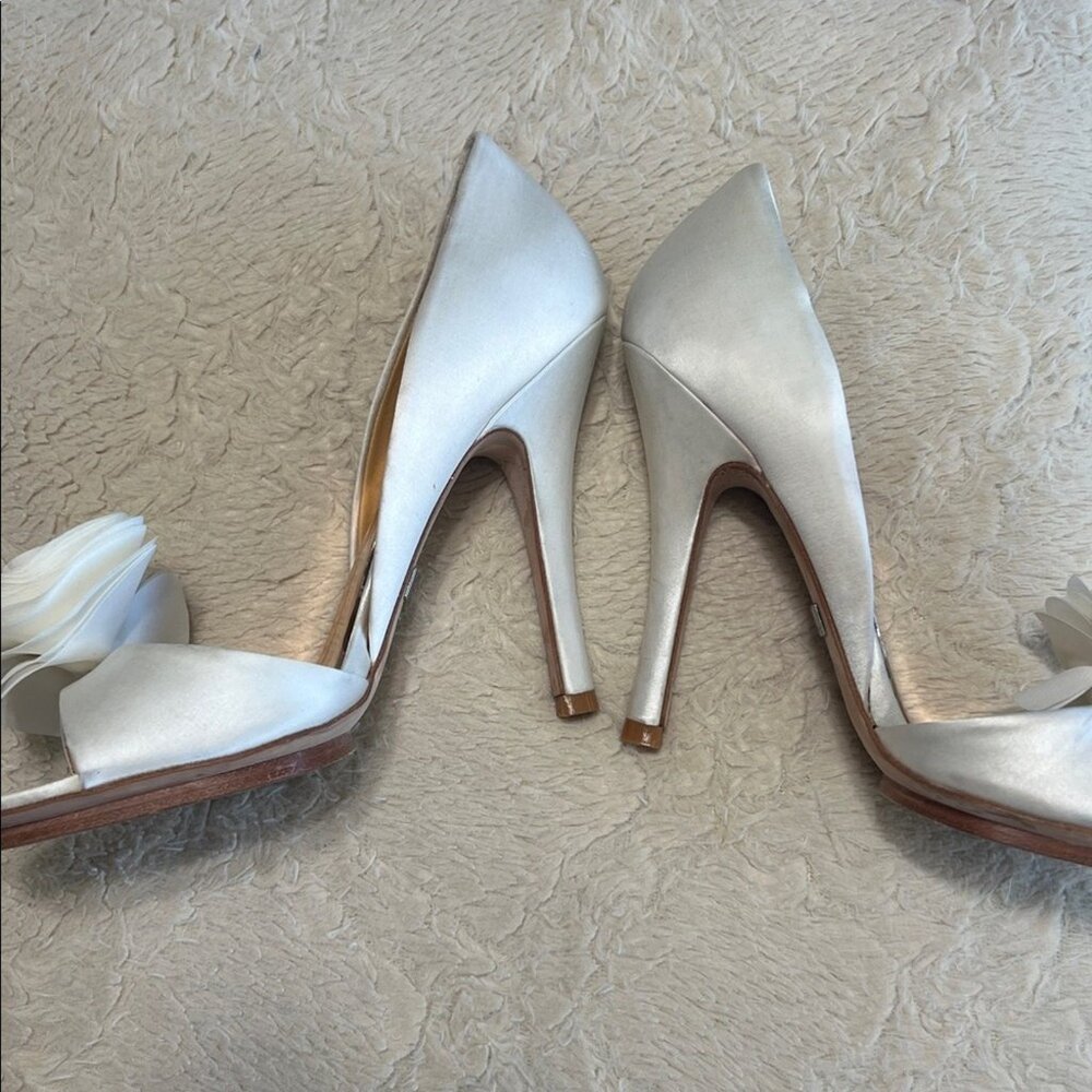 Badgley Mischka “Blossom” Satin Rosette D’Orsay Pumps - Picture 4 of 11